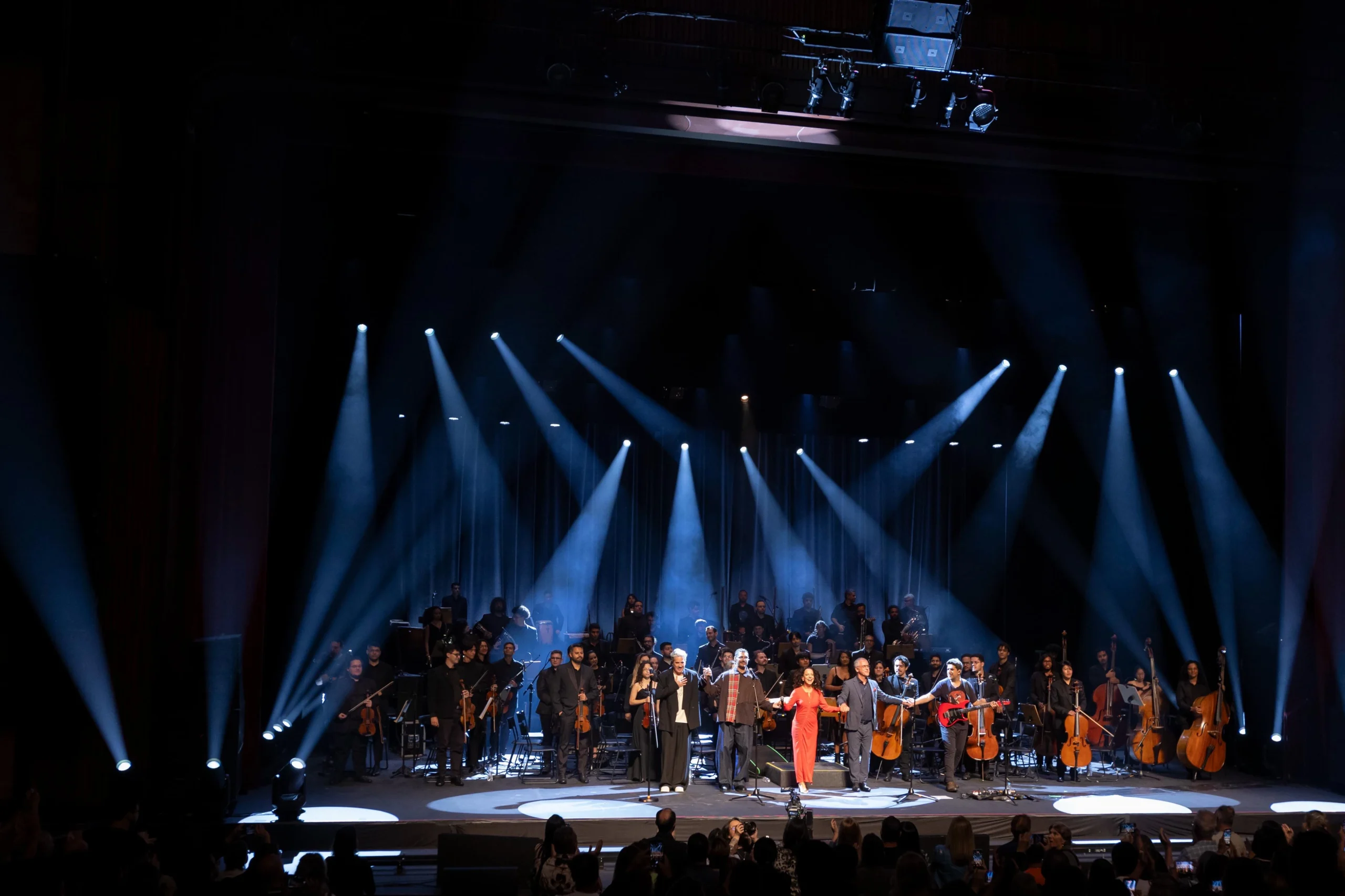 Cazuza renasce em versões sinfônicas com Bebel Gilberto e Criolo