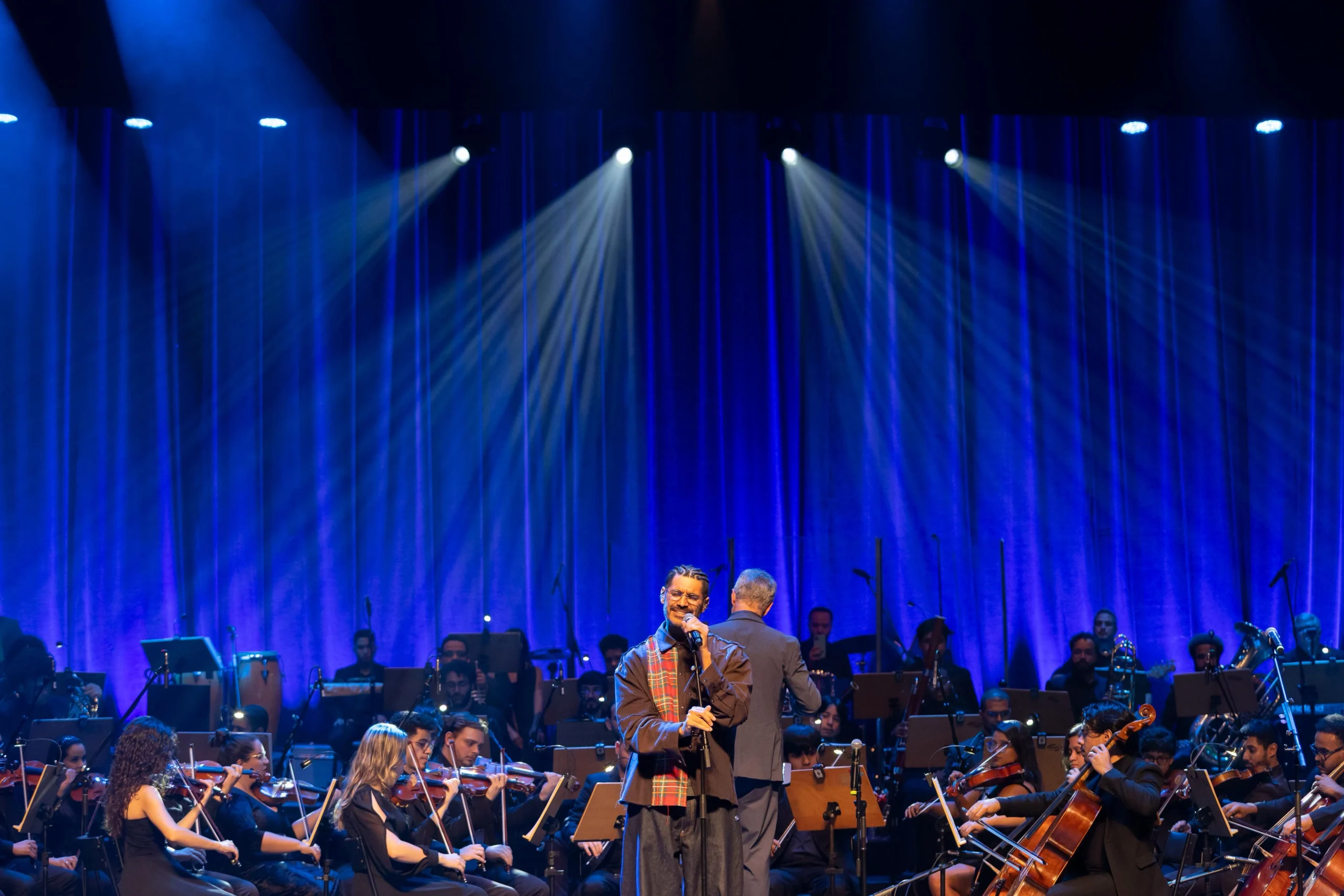 Cazuza renasce em versões sinfônicas com Bebel Gilberto e Criolo