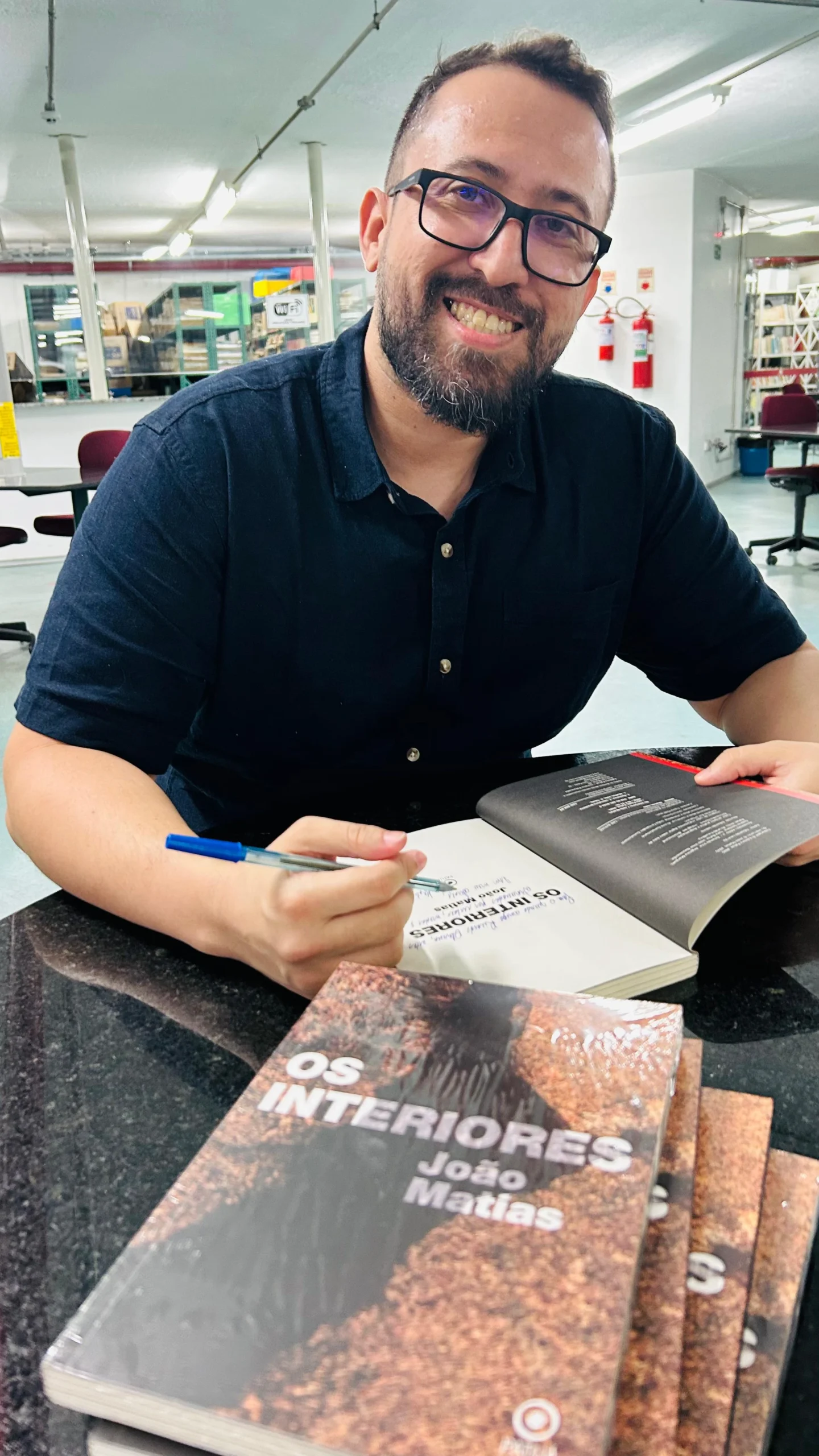 Distopia nordestina reflete crise política em novo romance