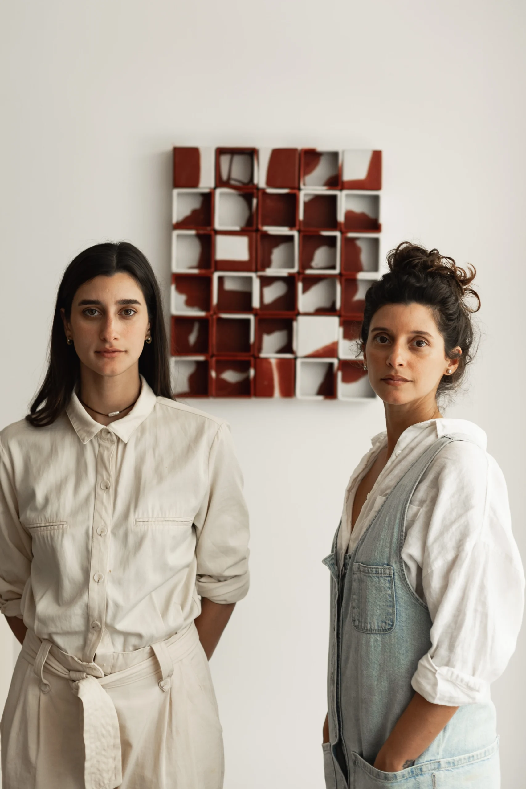 Irmãs Gelli estreiam individual em SP com meia tonelada de cera 5 Irmãs Gelli estreiam individual em SP com meia tonelada de cera