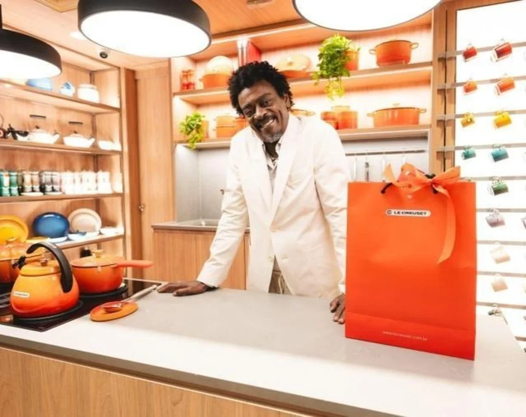 Le Creuset lights up Christ the Redeemer and opens new era Le Creuset lights up Christ the Redeemer and opens new era