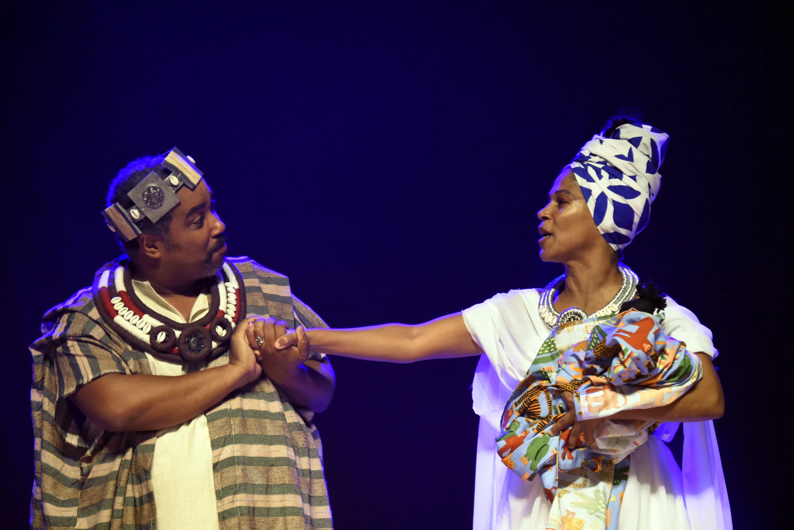 Bela Adormecida negra encanta o Teatro Ruth de Souza