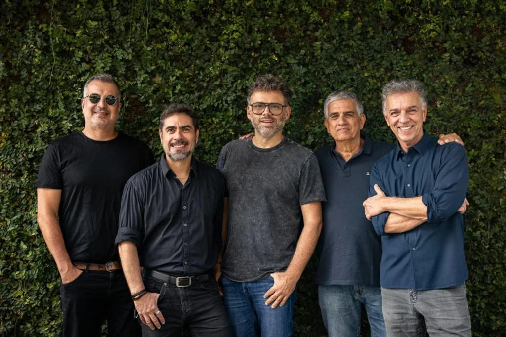 Henrique Portugal homenageia Roberto Carlos no Rio