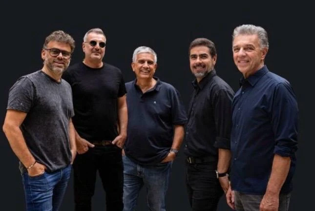 Henrique Portugal homenageia Roberto Carlos no Rio