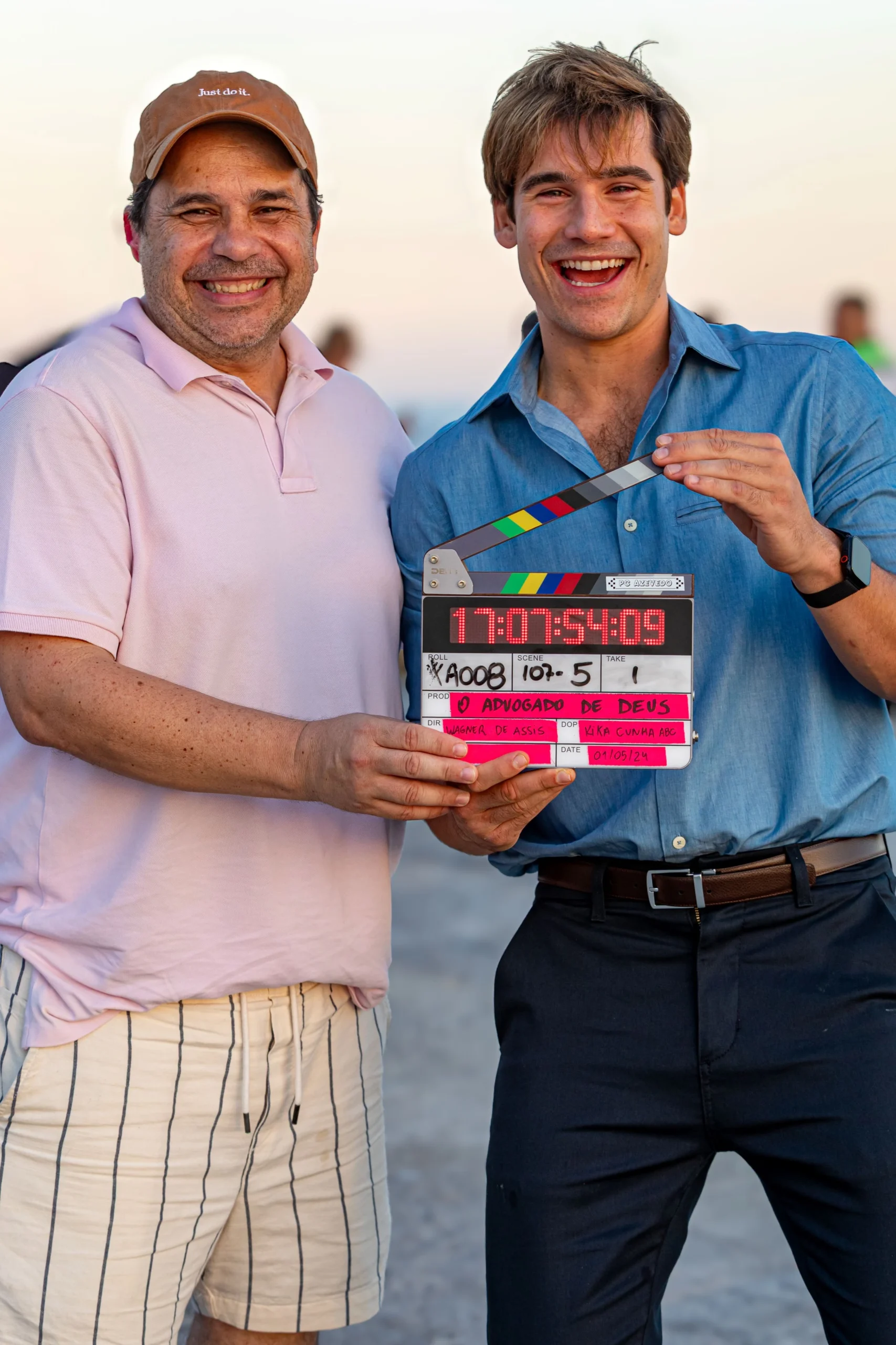 Nicolas Prattes vive dilema espiritual em O Advogado de Deus