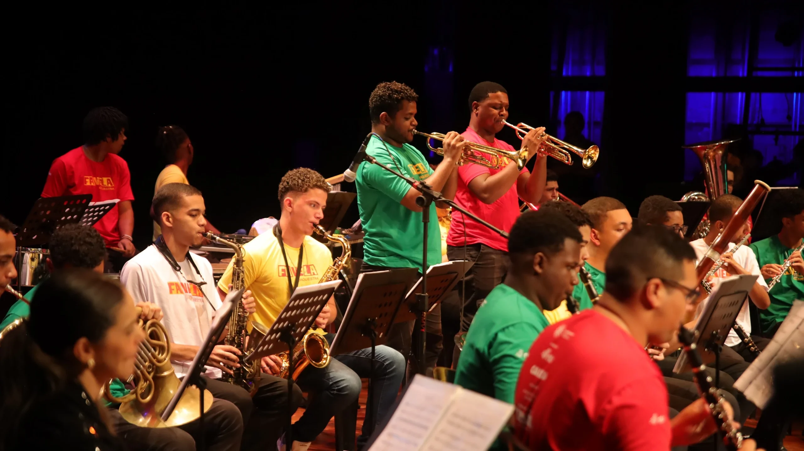 Favela Orquestra transforma o Carnaval em sinfonia gratuita no Rio