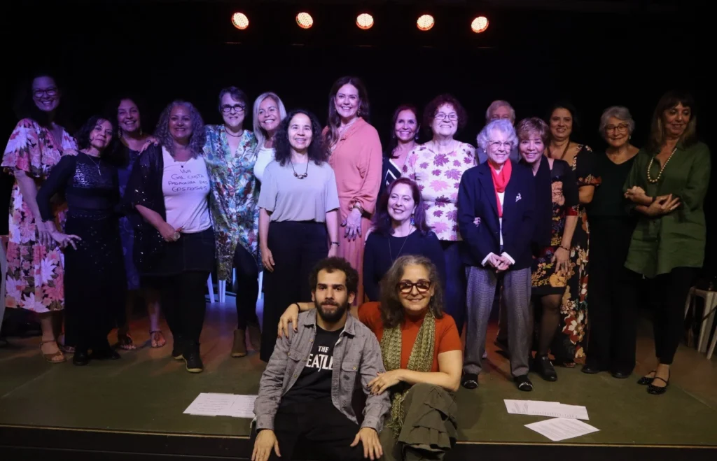 Singing workshop opens new class in Rio’s Largo do Machado