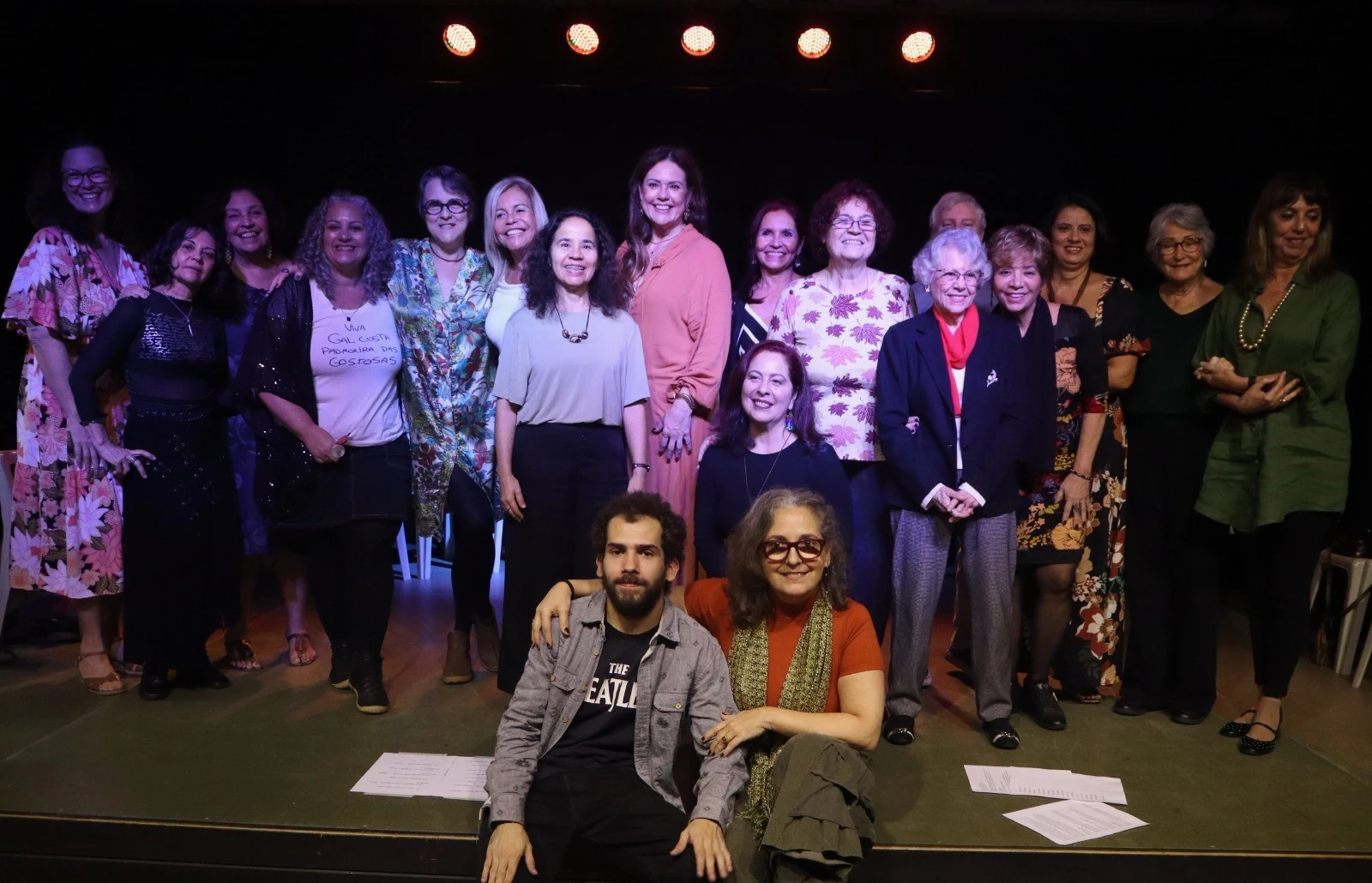 Singing workshop opens new class in Rio's Largo do Machado