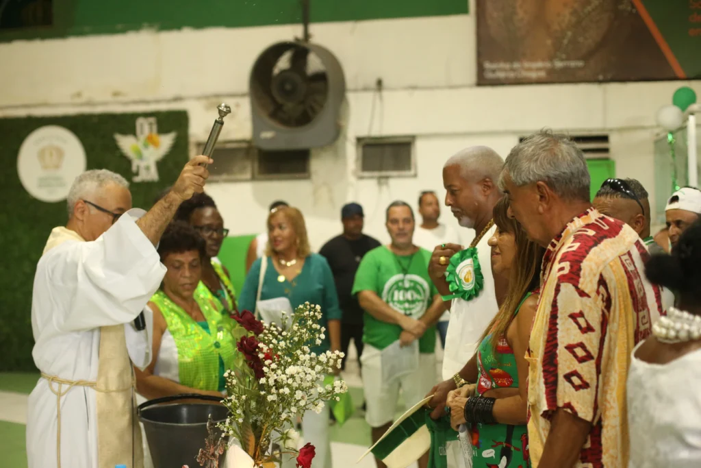 Império Serrano turns 79 with free samba celebration