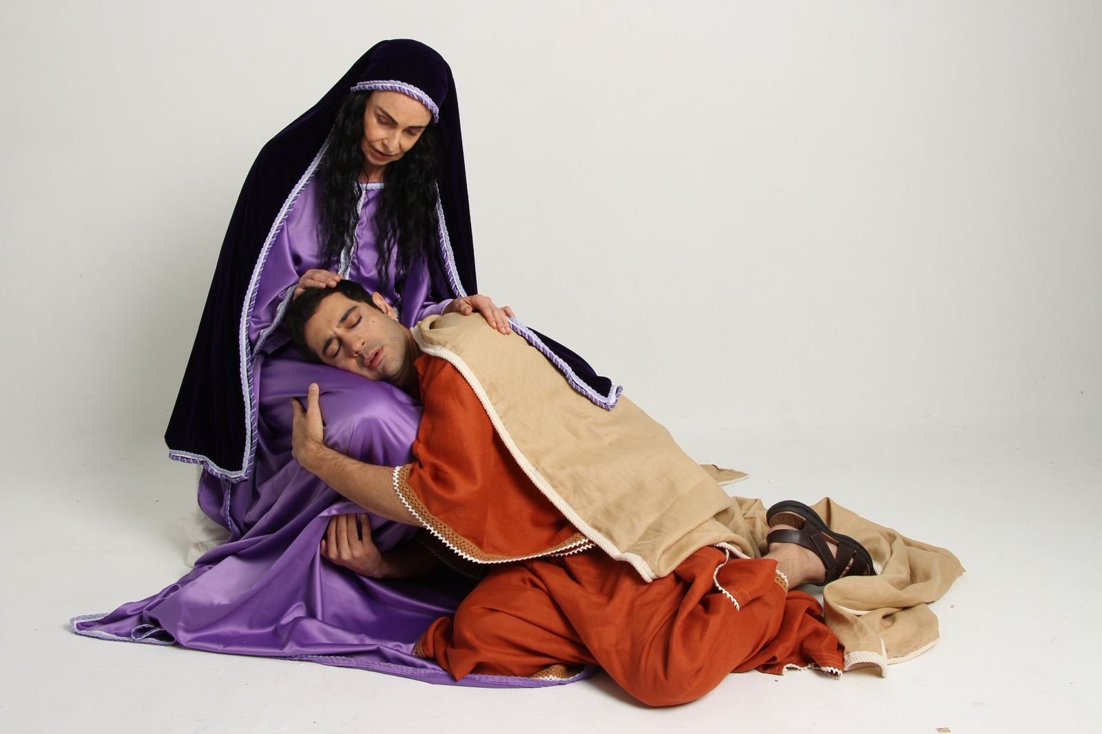 Miguel Rômulo é Jesus na Paixão de Cristo de Floriano