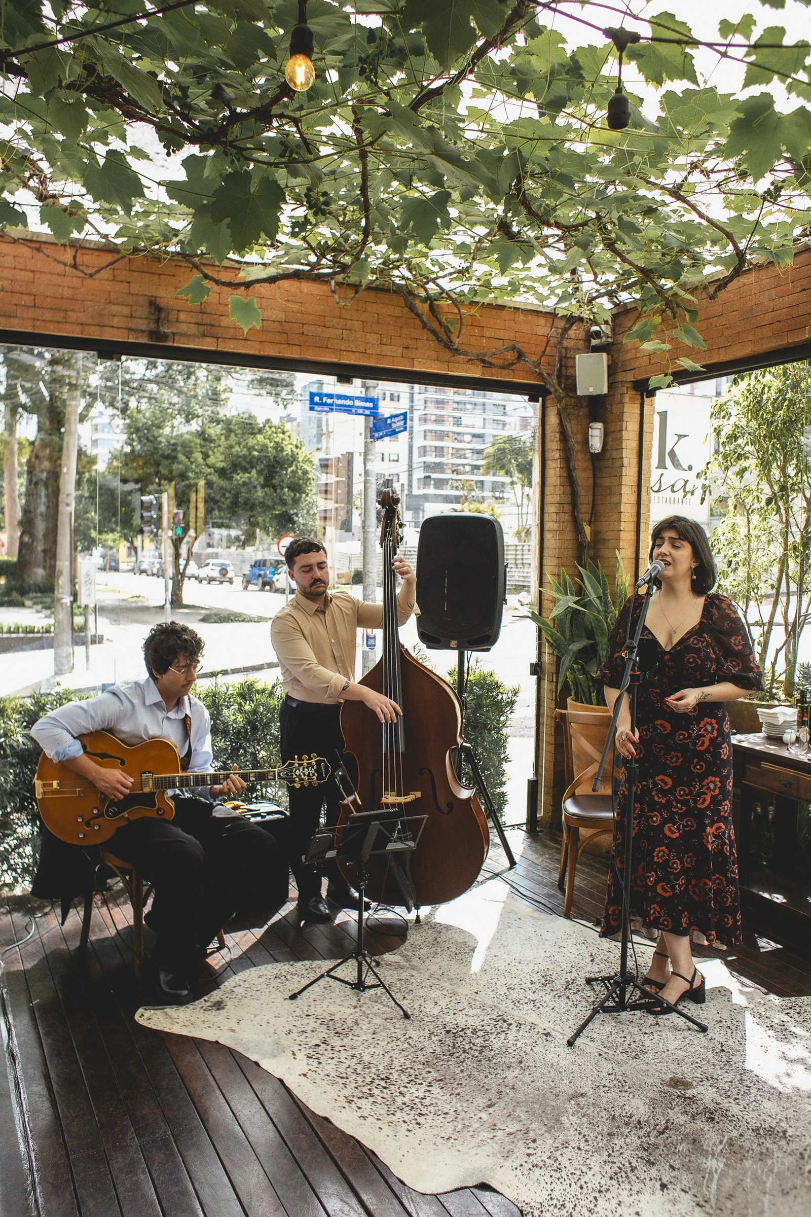 O mar encontra a brasa no Oyster Bar do K.Sa
