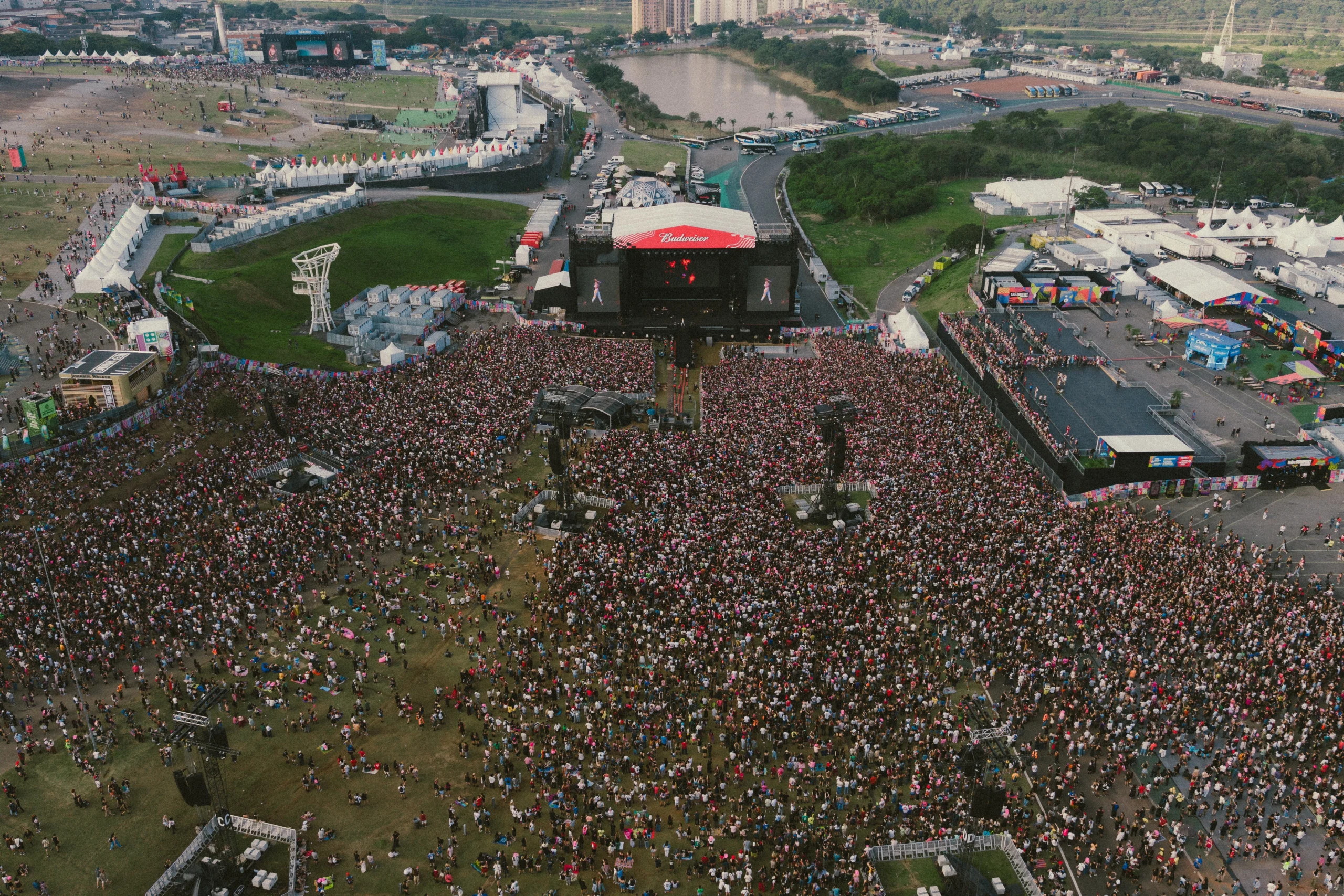 Lollapalooza BR 2026: el 52% del público viajó desde fuera de SP