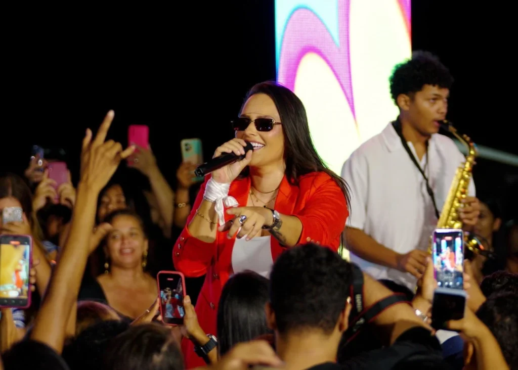 Priscila Carolynne lança álbum ao vivo em Maceió