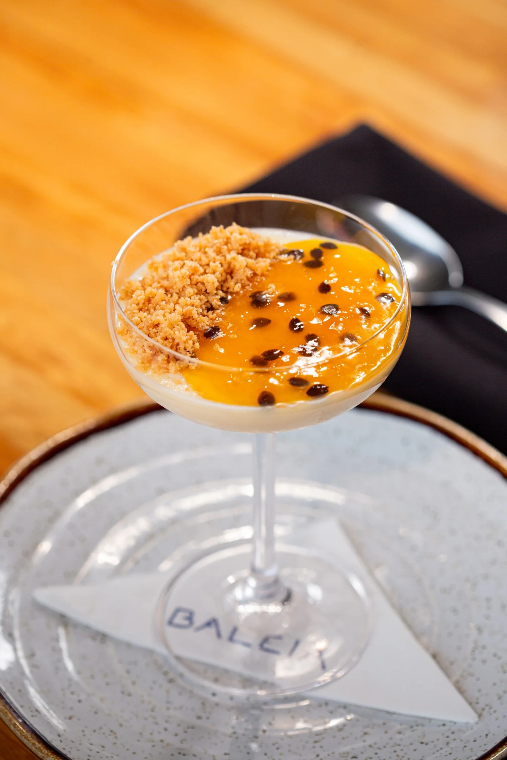 Chef de Atala y Ramsay lanza menú con vistas a la Bahía de Guanabara