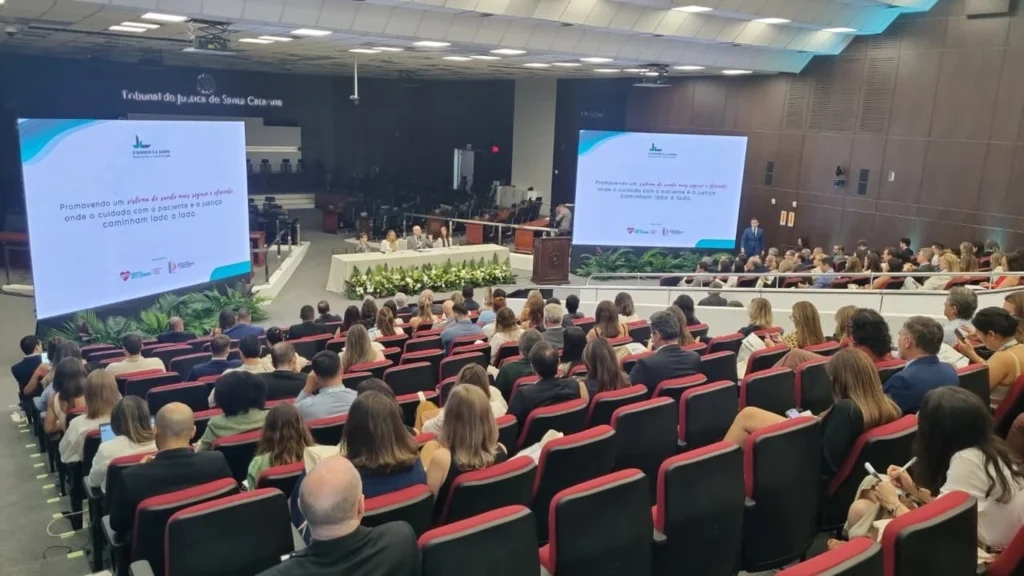 Judicialização da saúde em debate aponta caminhos no Brasil