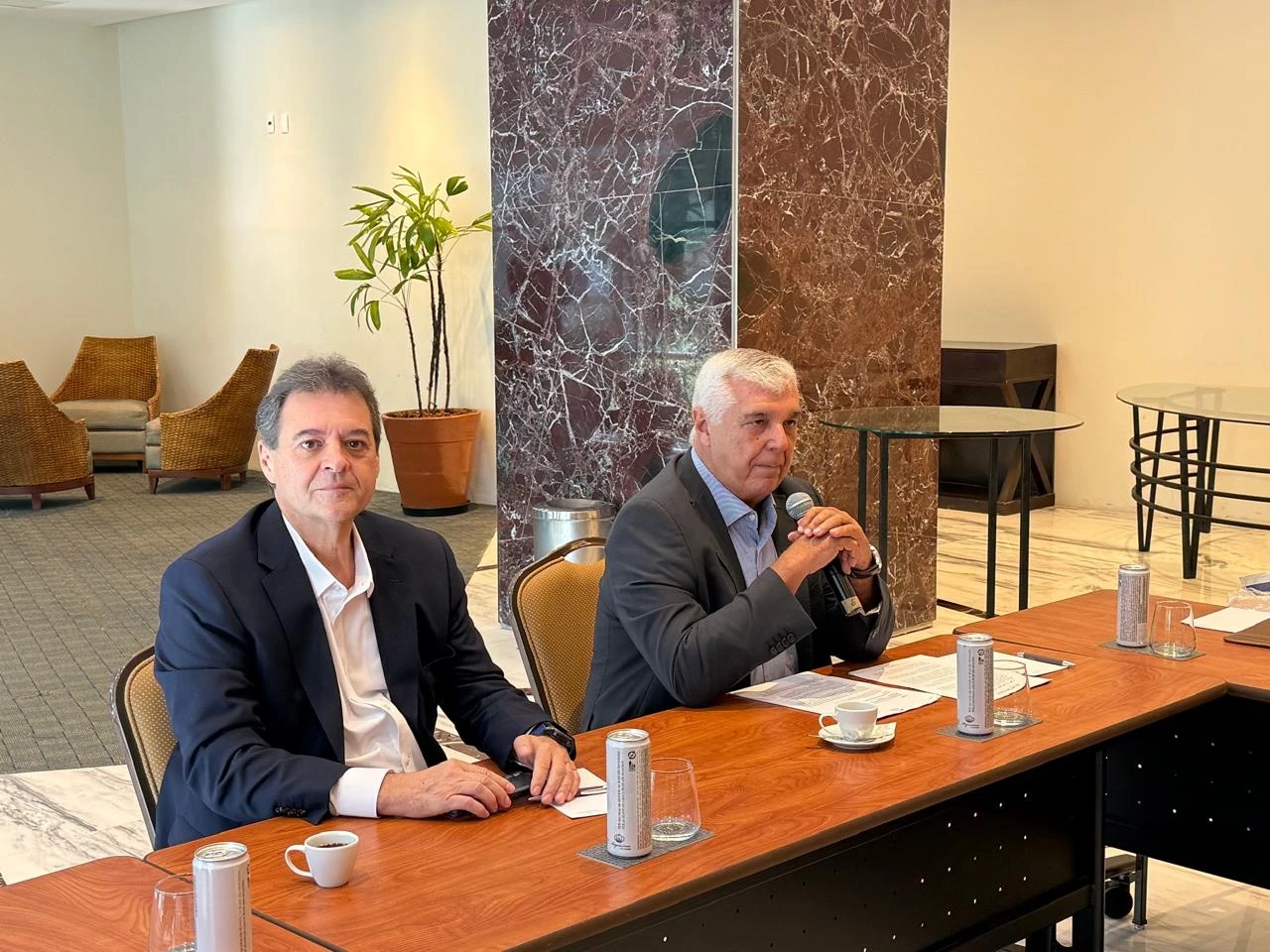 HotéisRIO debate crimes cibernéticos e novos voos no Galeão