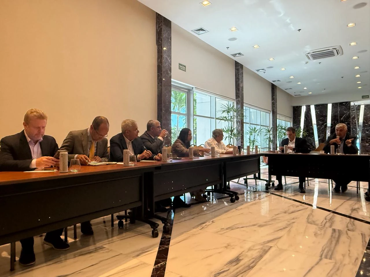 HotéisRIO debate crimes cibernéticos e novos voos no Galeão