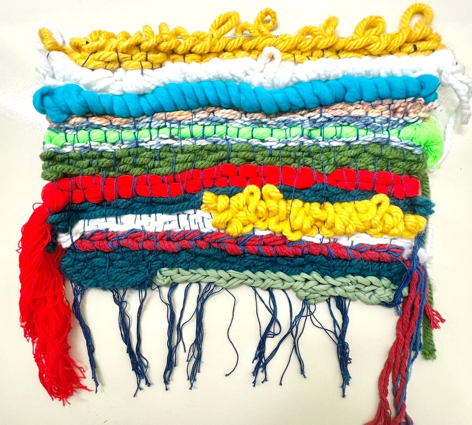 Patrícia Secco tece mitos e natureza em “Tramas”