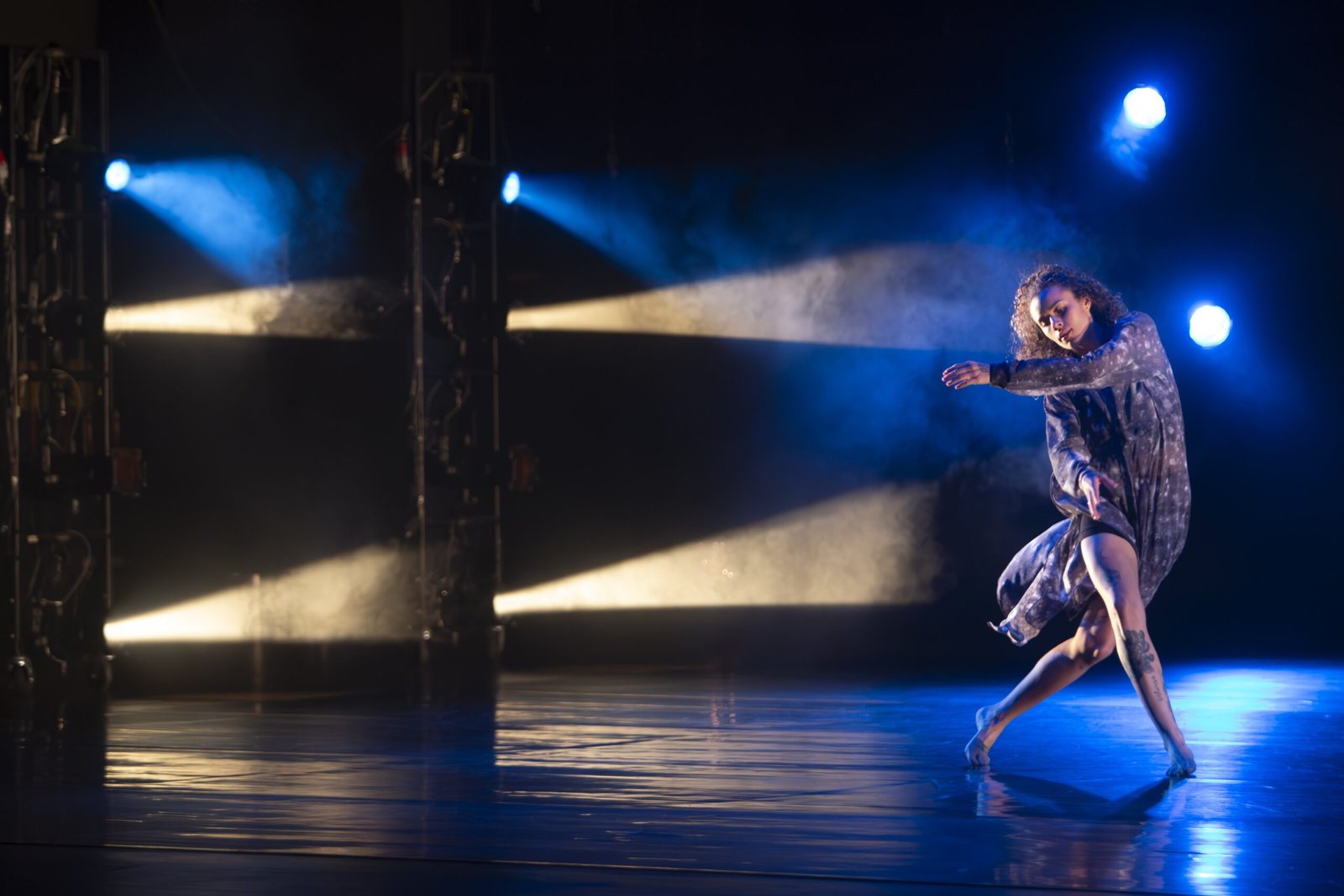 Como Água: dança contemporânea chega ao Rio - Foto: Guto Muniz e Nélio Rodrigues