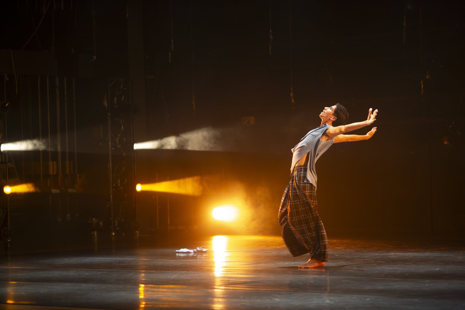 Como Água: dança contemporânea chega ao Rio - Foto: Guto Muniz e Nélio Rodrigues