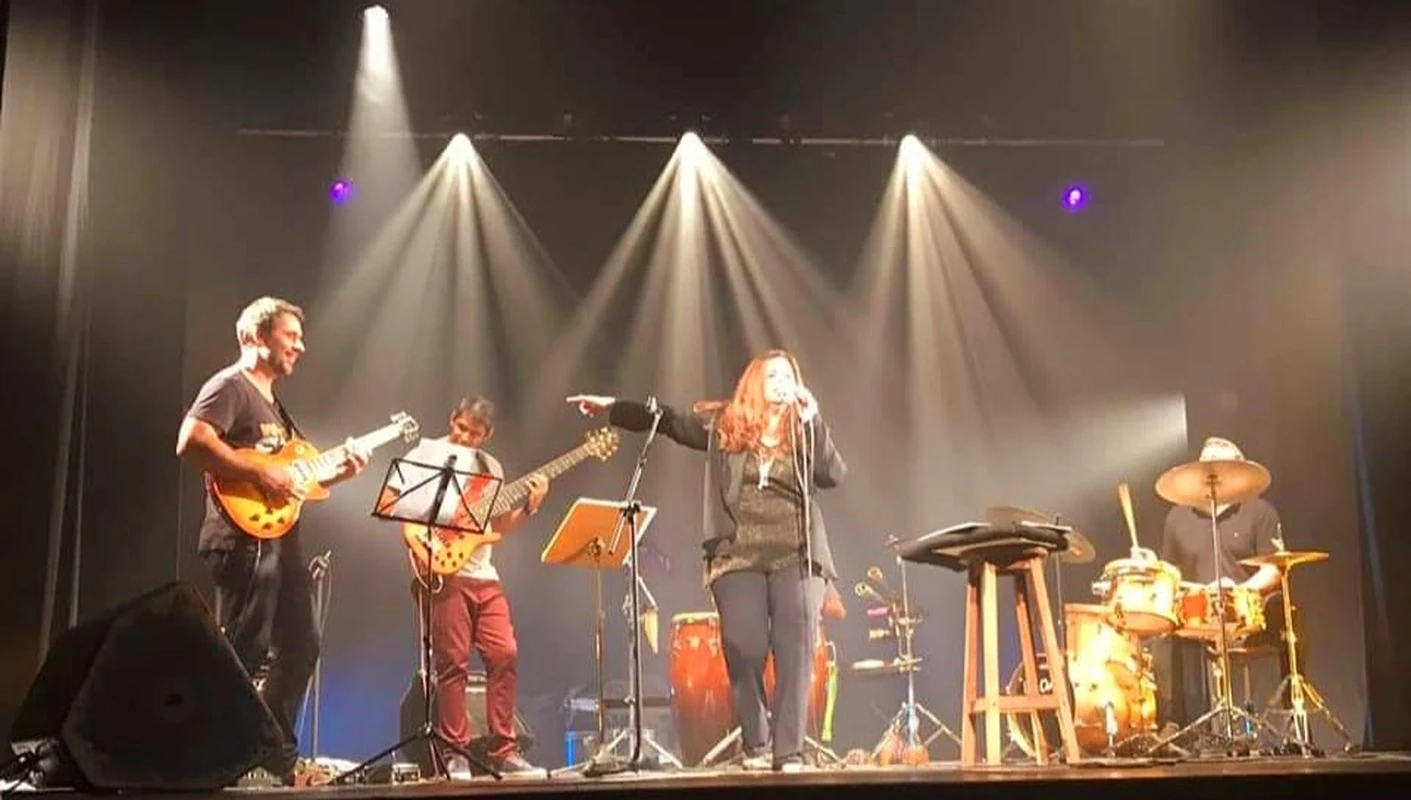 Rosana Sabença honors Elis and Nara on Women’s Day