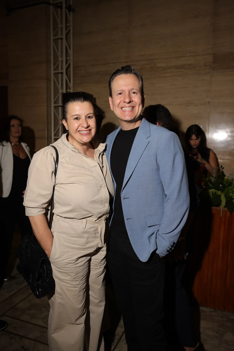 Ronaldo lanza club privado de tenis en Alphaville