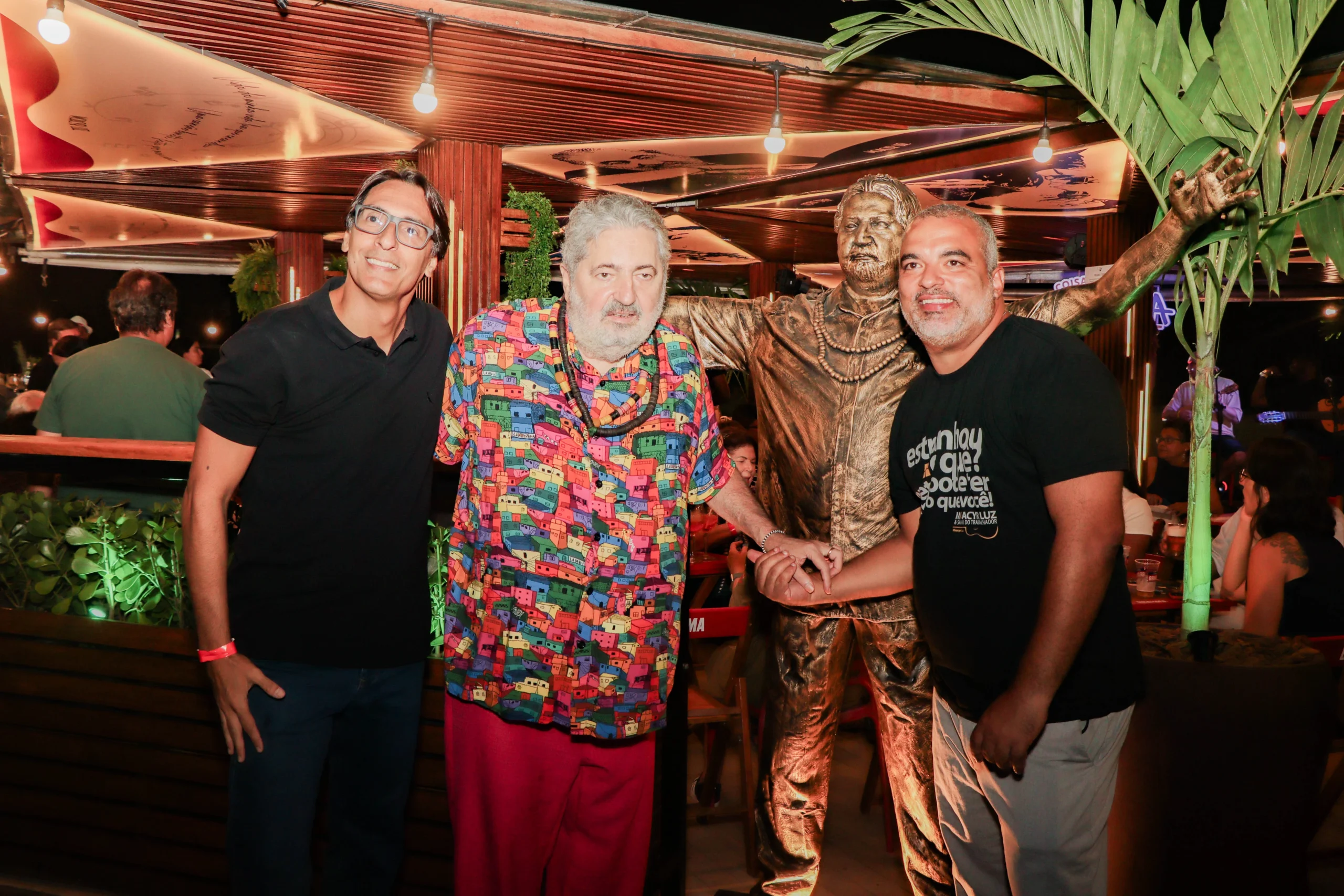 Moacyr Luz entra na roda do 1º ano do Coisas de Bamba