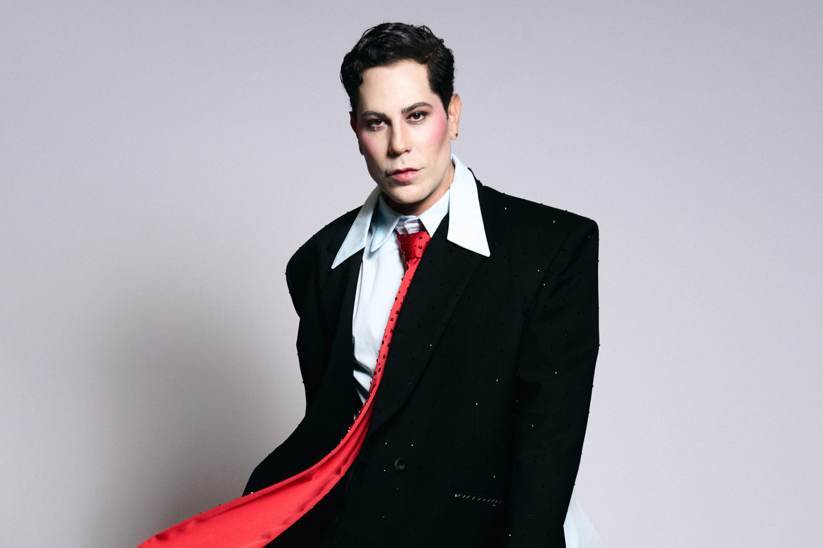 Christian Chávez emociona Tia Milena no BBB 26 e aquece shows no Brasil