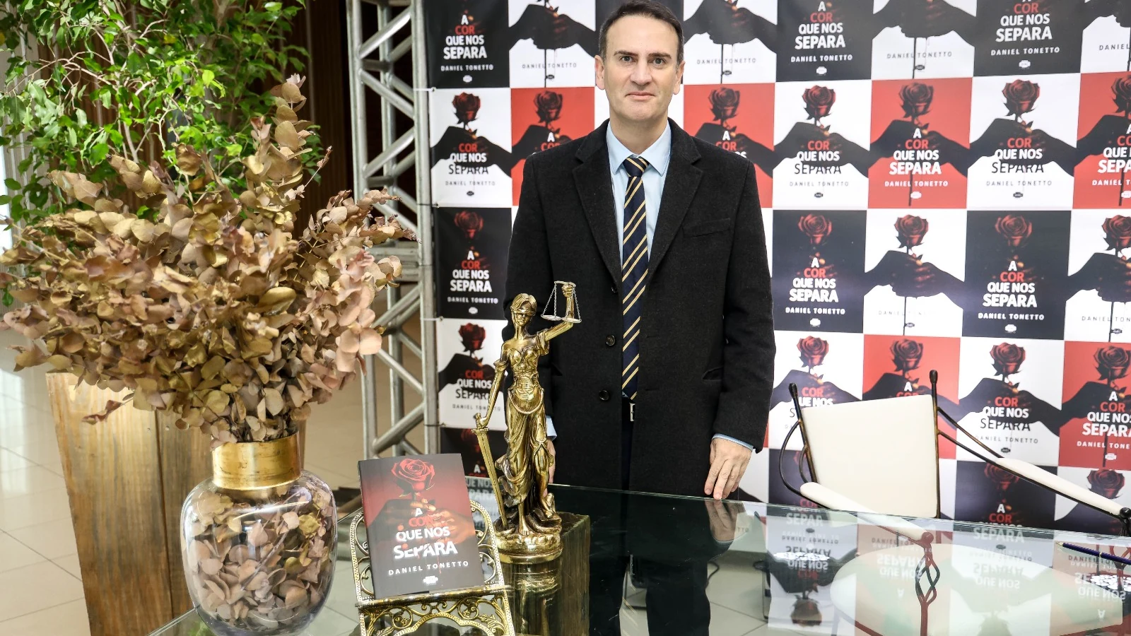 Daniel Tonetto, patrón de la Feria del Libro de Santa Maria