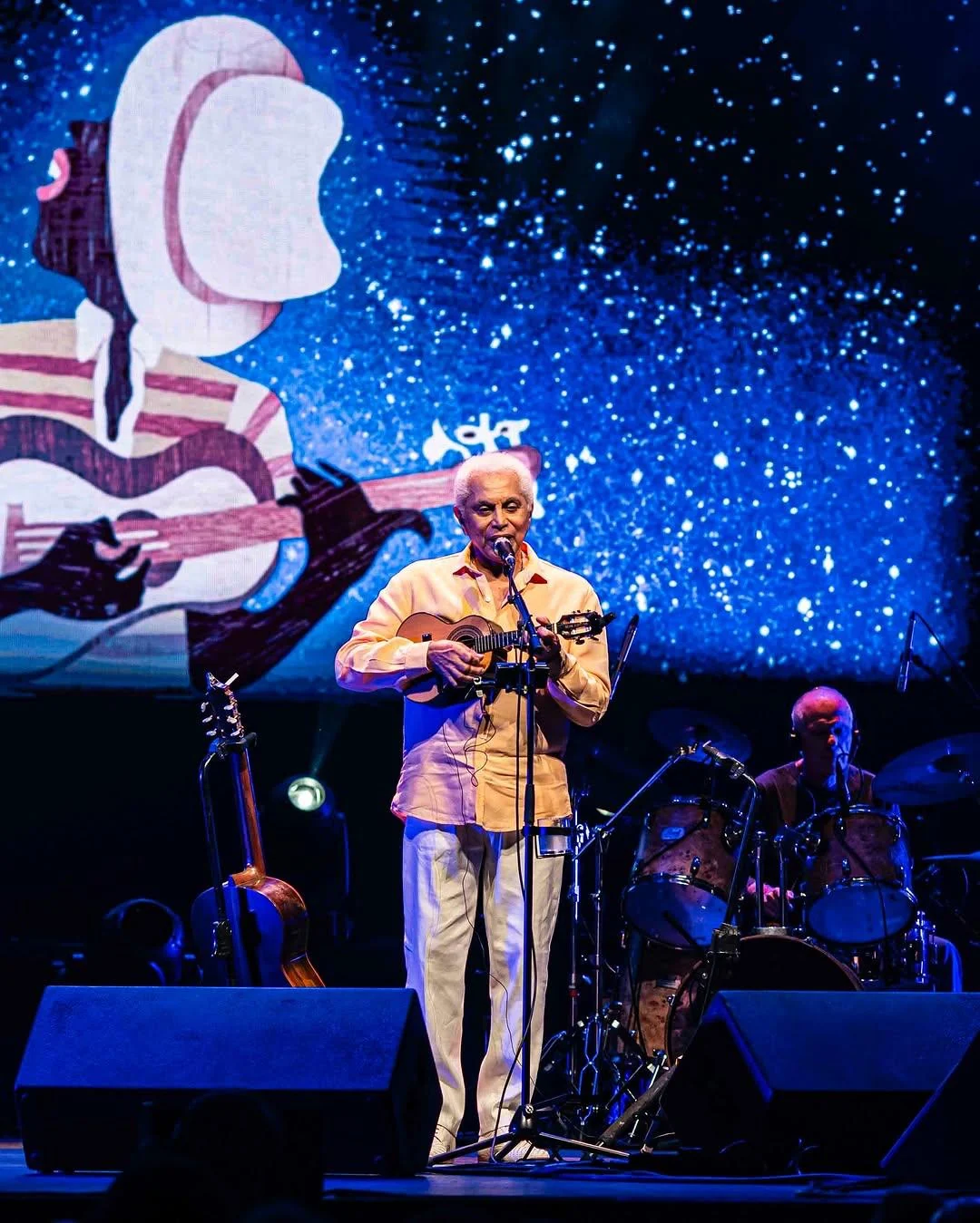 Paulinho da Viola acende "Quando o Samba Chama" no Rio