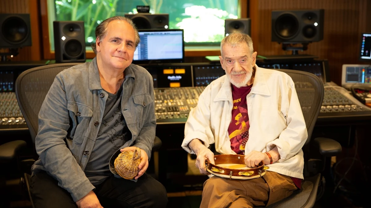 Airto Moreira e Ricardo Bacelar lançam “Maracanós”