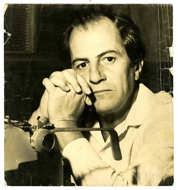 Aurora chega ao Rio para homenagear Paulo Mendes Campos