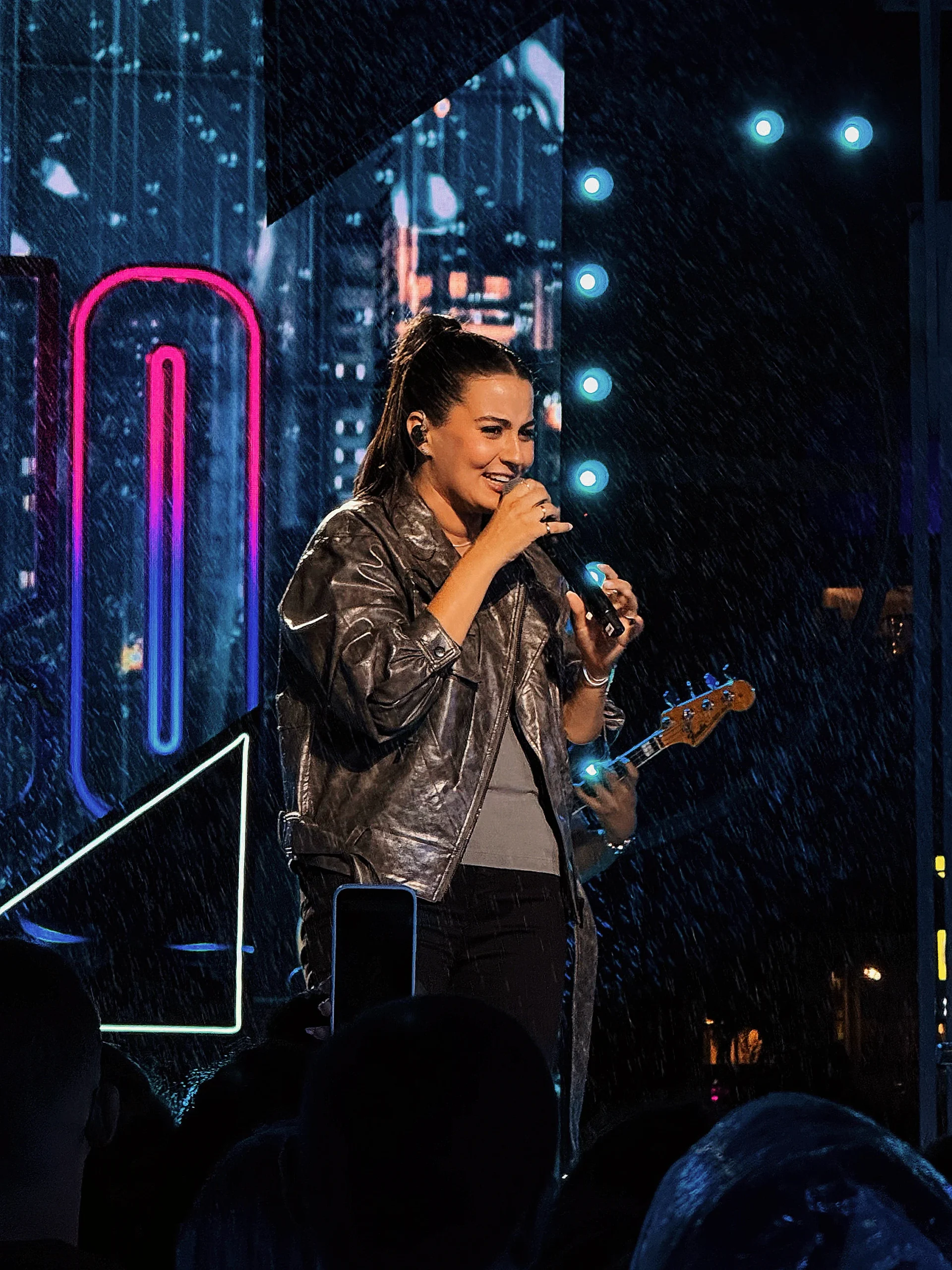 Bia Frazzo estreia no São João em Campina Grande e Petrolina 1 Bia Frazzo estreia no São João em Campina Grande e Petrolina