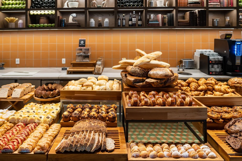 Brunch com Theo Bial no Grand Hyatt celebra as mães em maio