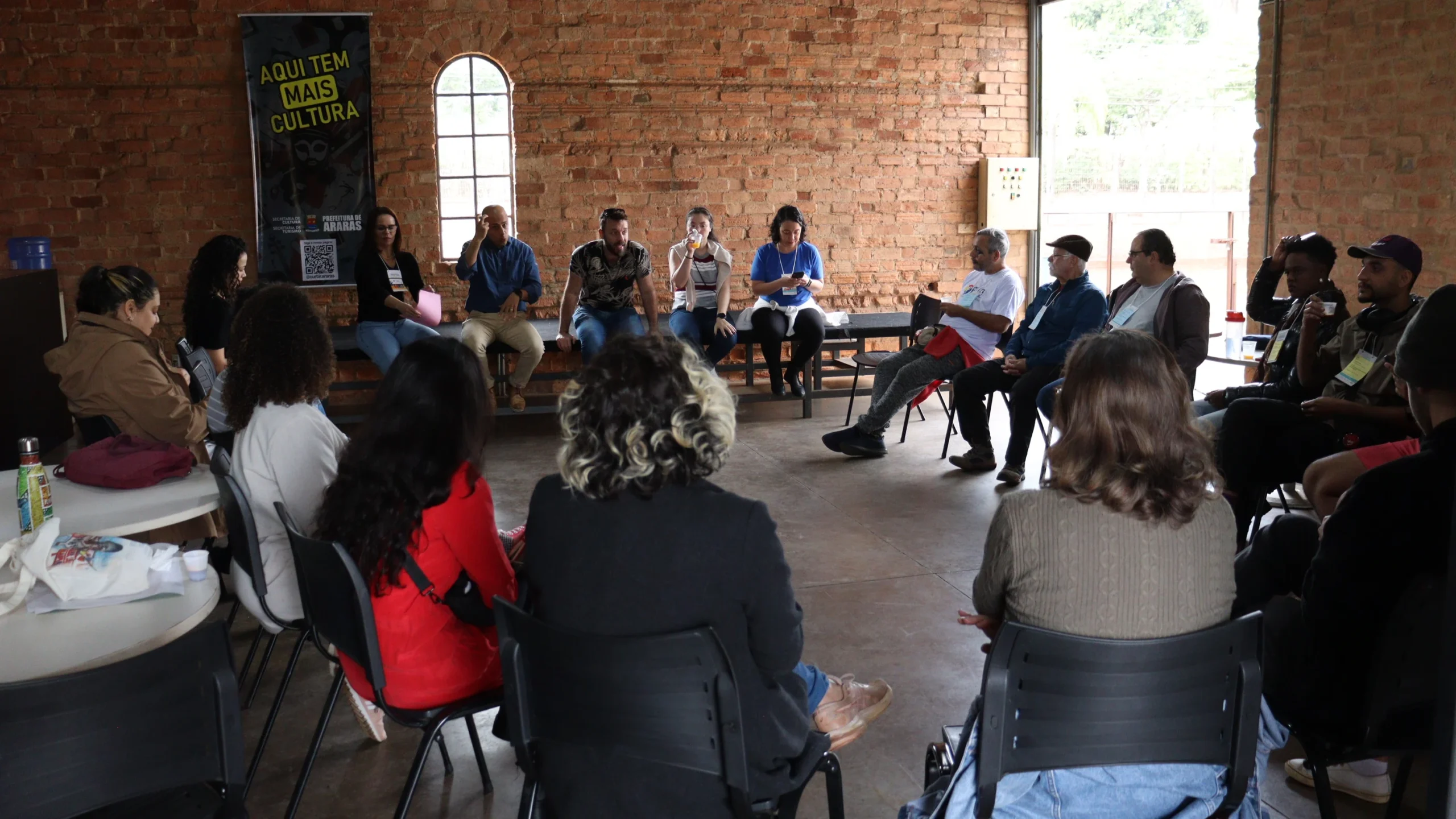 Free cultural training reaches 10 Brazilian interior cities