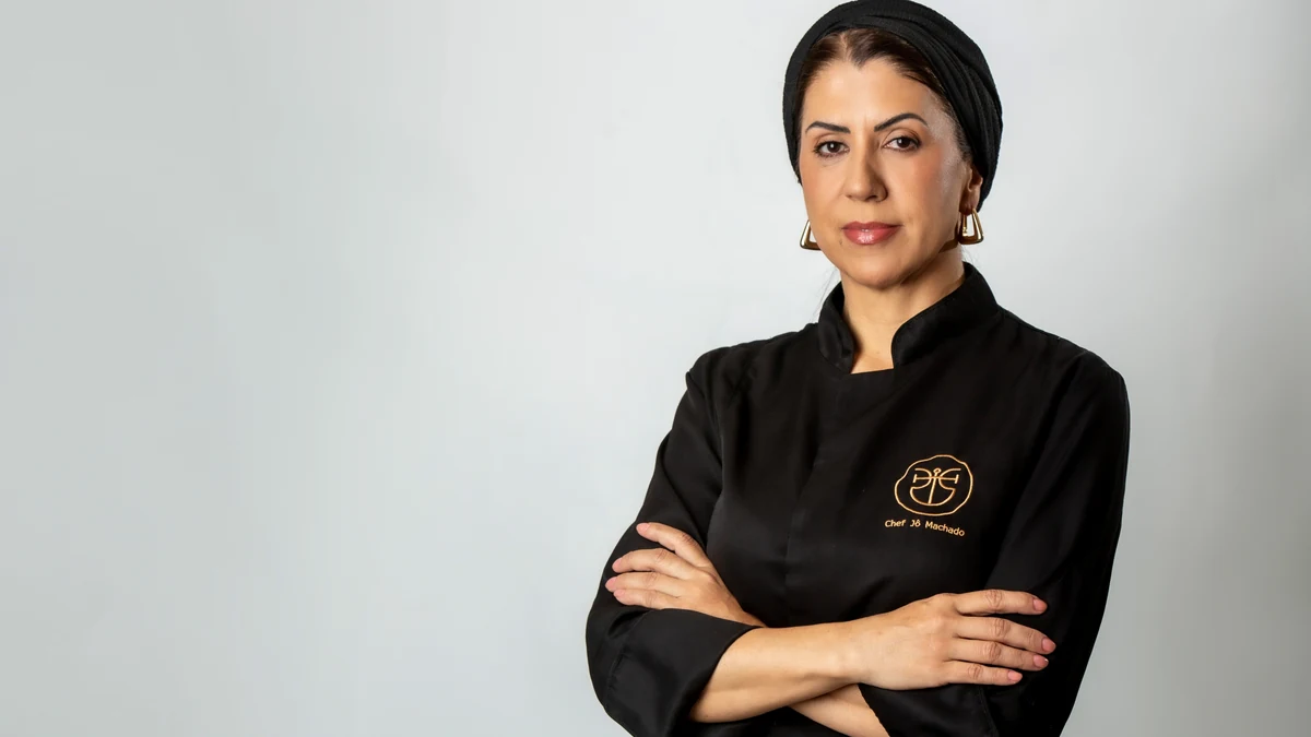 Chef de SC leva 35 anos de frutos do mar para o digital