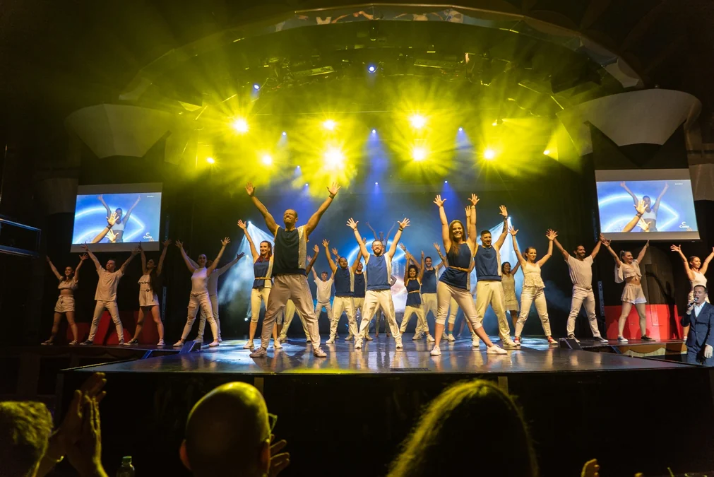 Costa Cruzeiros mostra como é viver a bordo antes do embarque