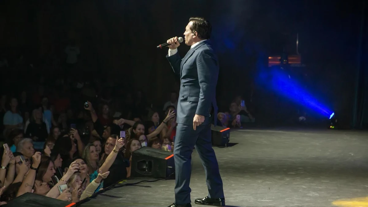 Daniel Boaventura traz turnê EmCasa a SP após sold out no México