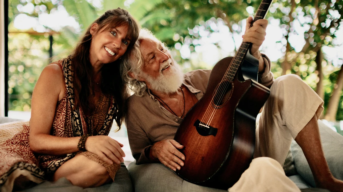 Deva Premal & Miten chegam a Florianópolis pela 1ª vez