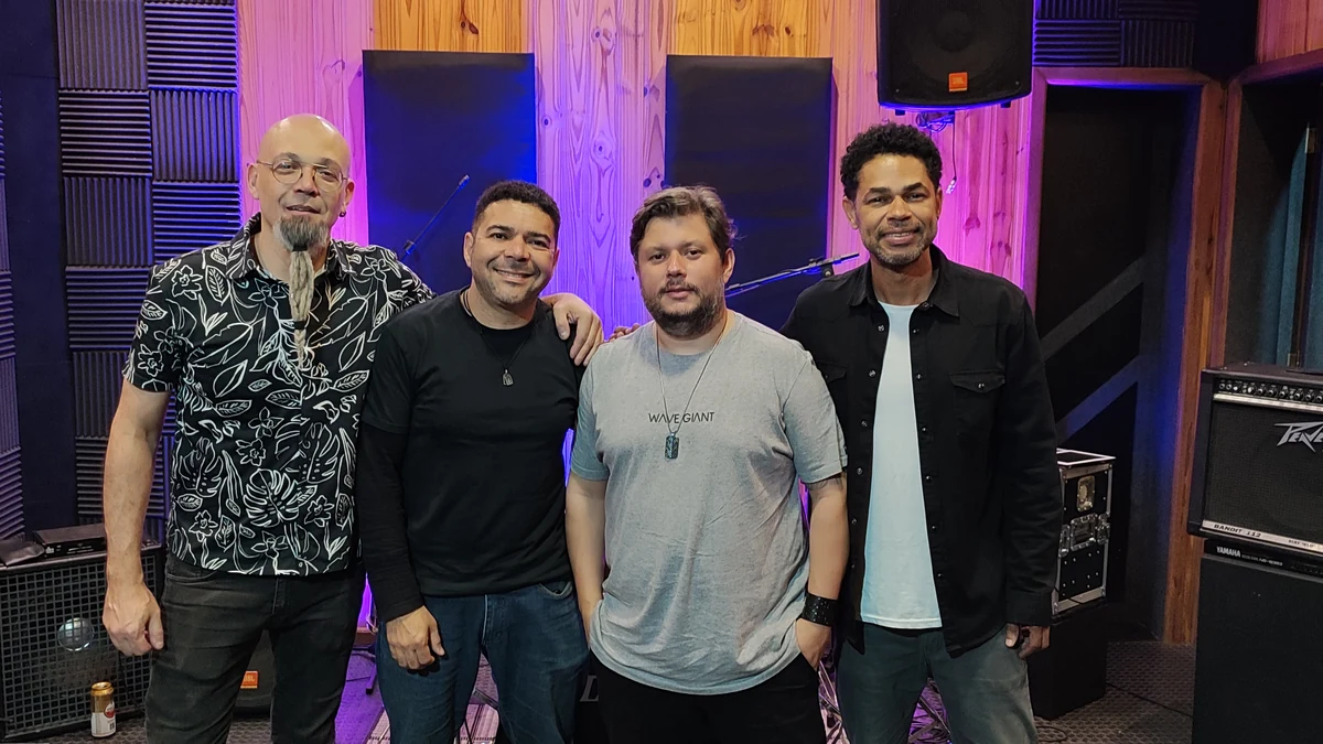 Donna Lolla lança pop que celebra o amor que resiste