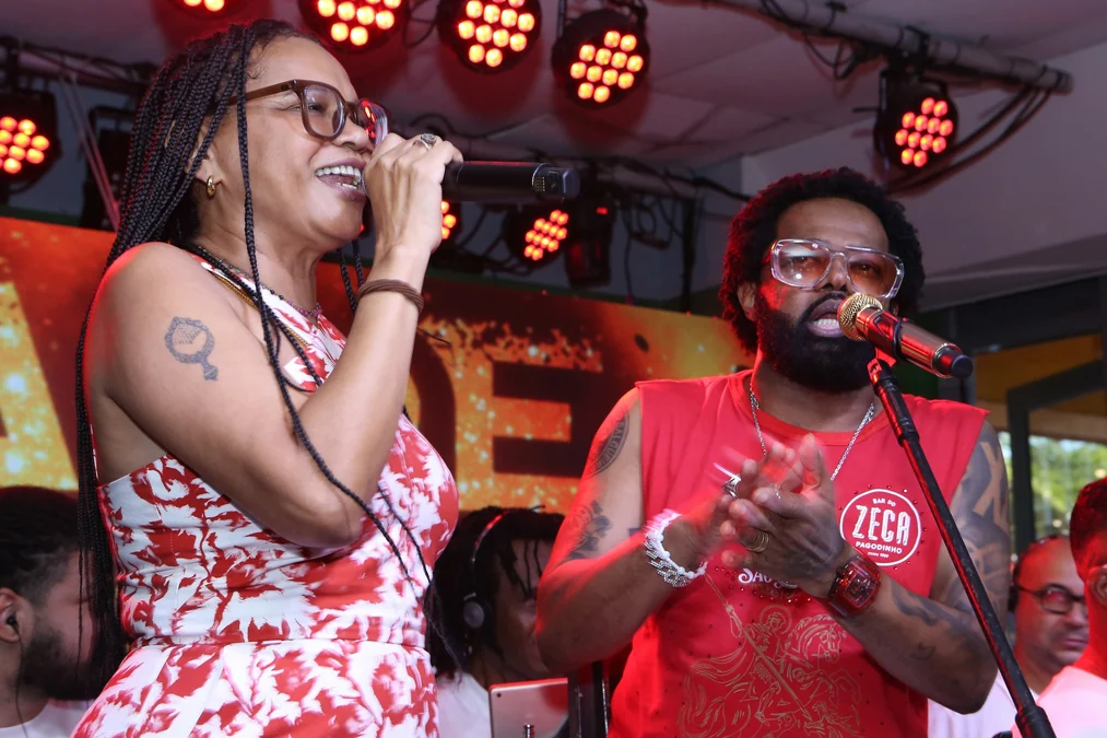 Feijoada de São Jorge reúne estrelas do samba no Rio