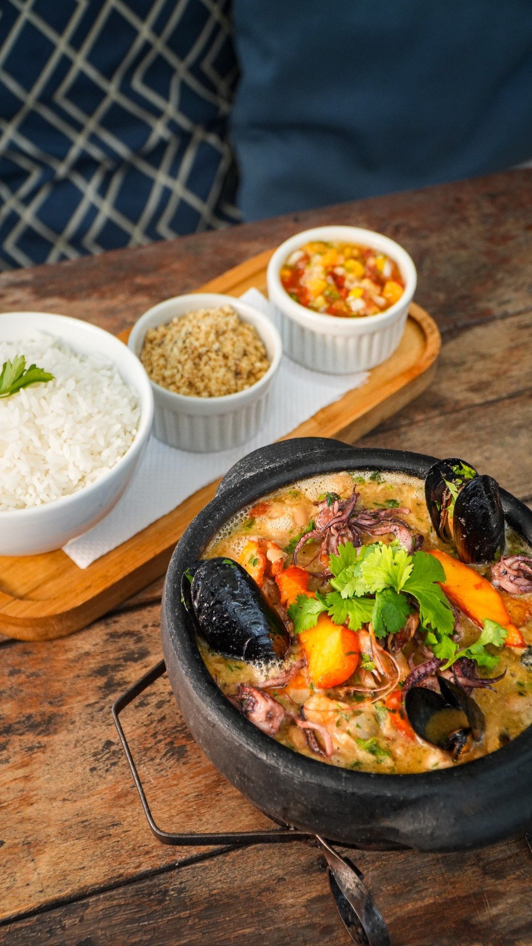Feijoada de São Jorge vira frutos do mar em Búzios