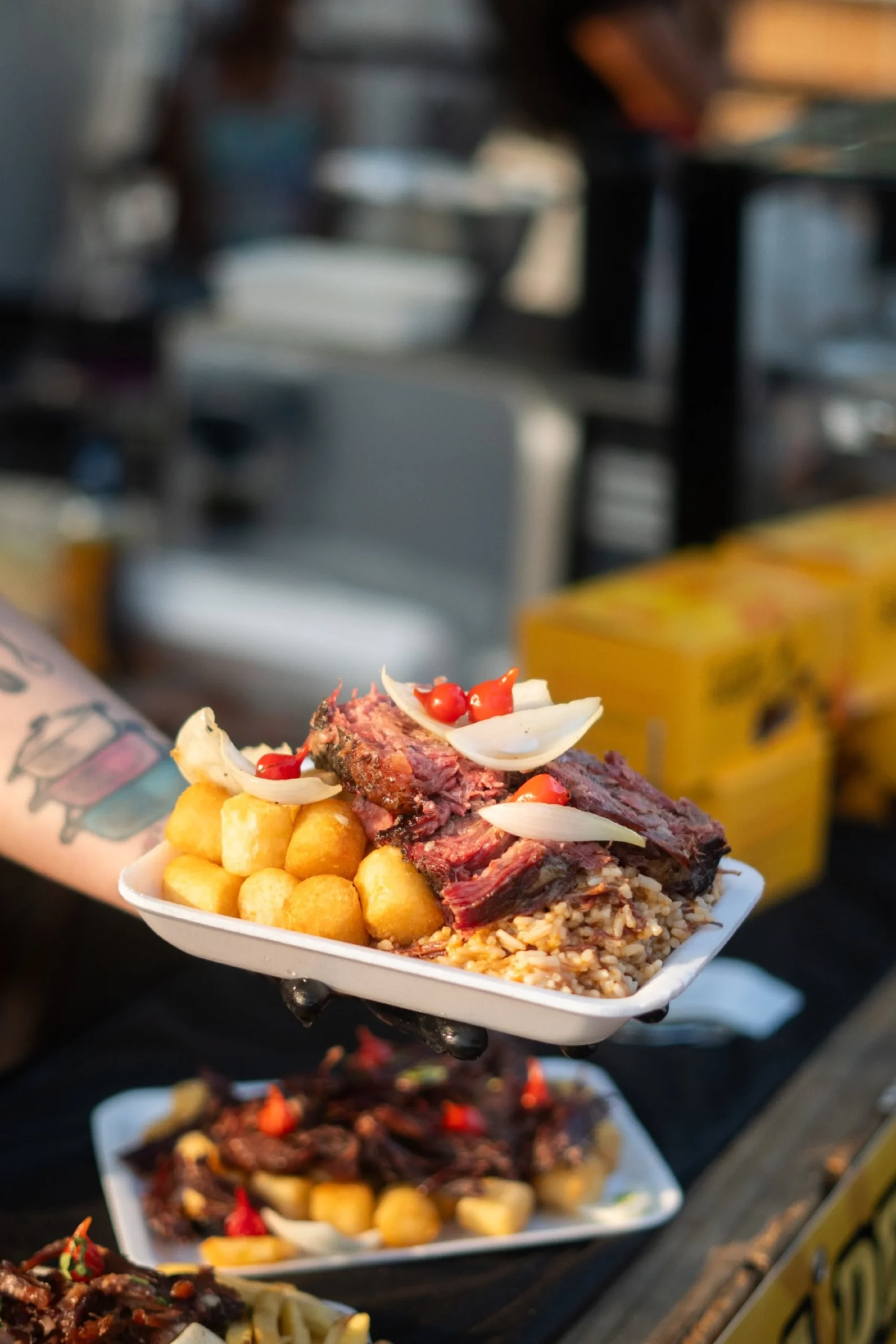 Gastro Samba traz petiscos de boteco e samba grátis no Grande Rio