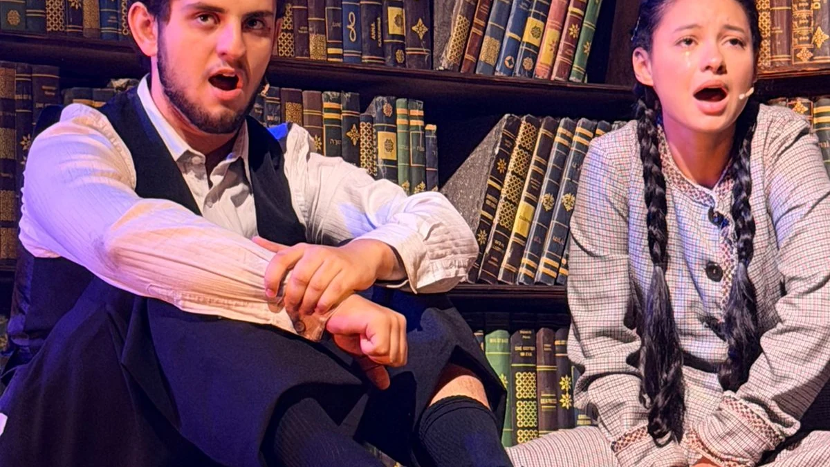 “Hadassa”: de Varsóvia à Rainha Ester no palco do RJ