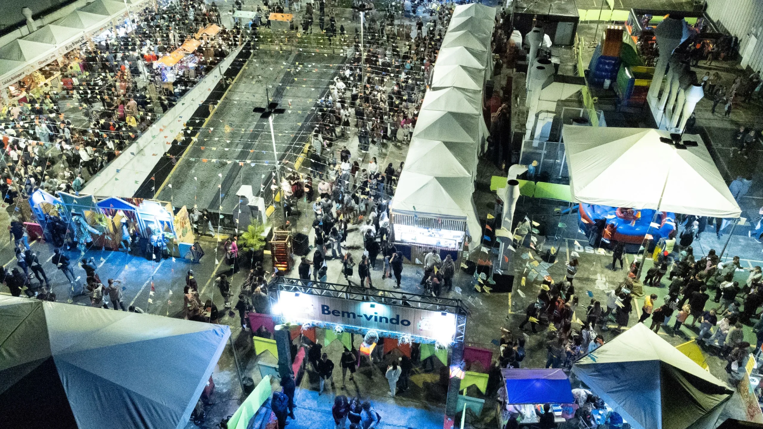 Ilha Plaza reabre terraço e libera cupons de R$ 100