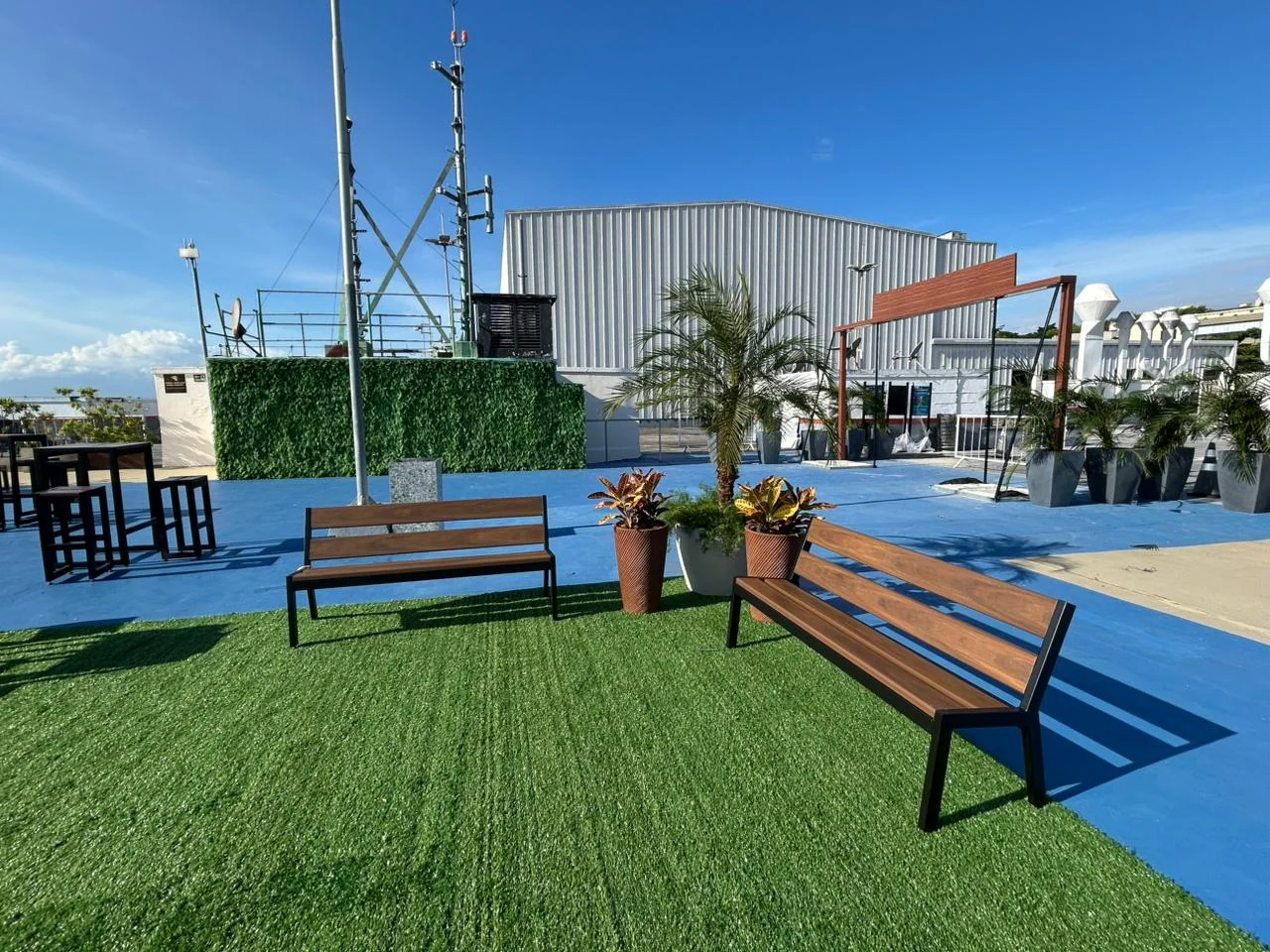 Ilha Plaza reabre terraço e libera cupons de R$ 100