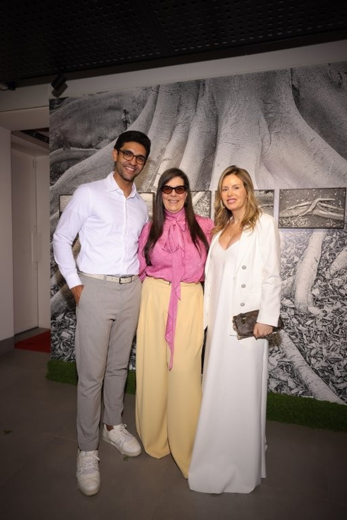 Malu Mesquita encerra exposição de 11 anos com imersão sensorial