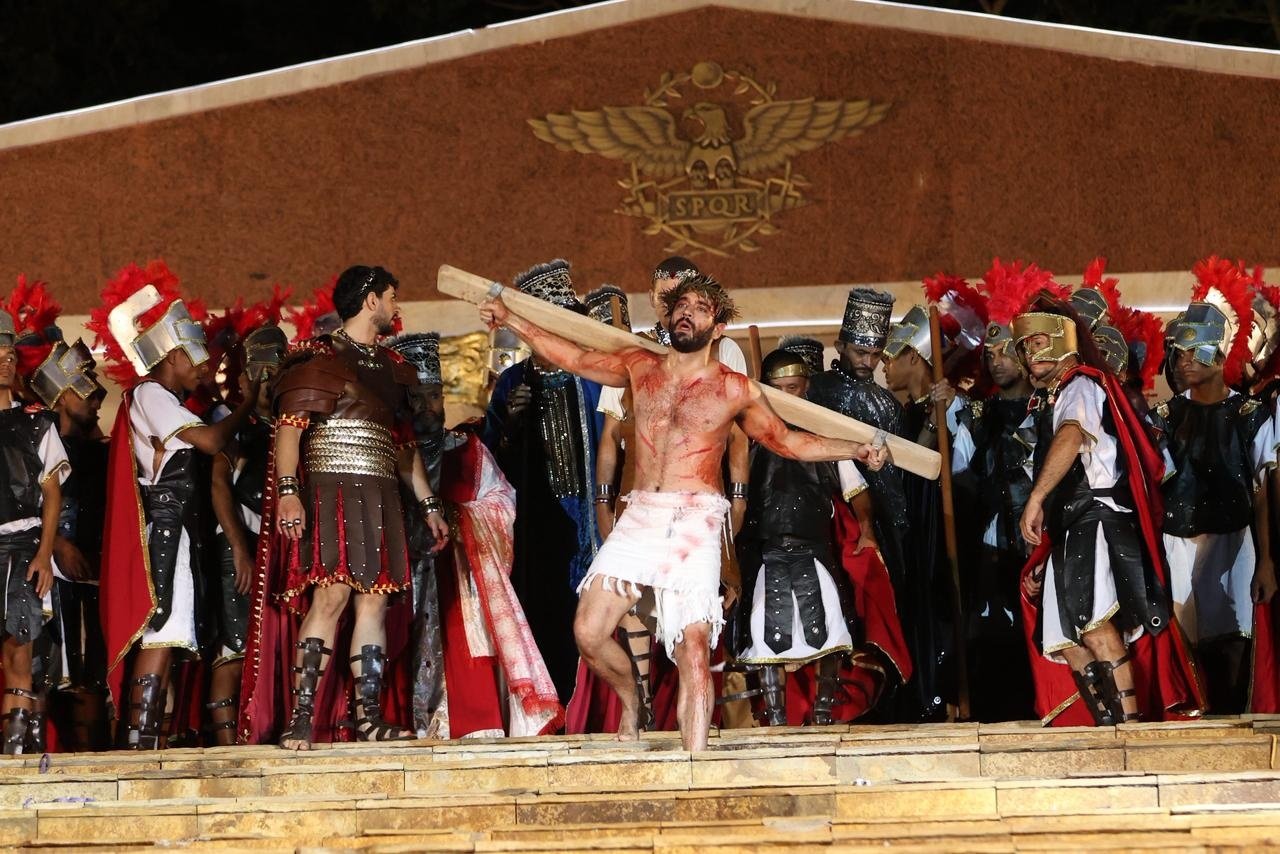 Brazil's Passion of Christ packs open-air theater in Piauí 2 Brazil's Passion of Christ packs open-air theater in Piauí