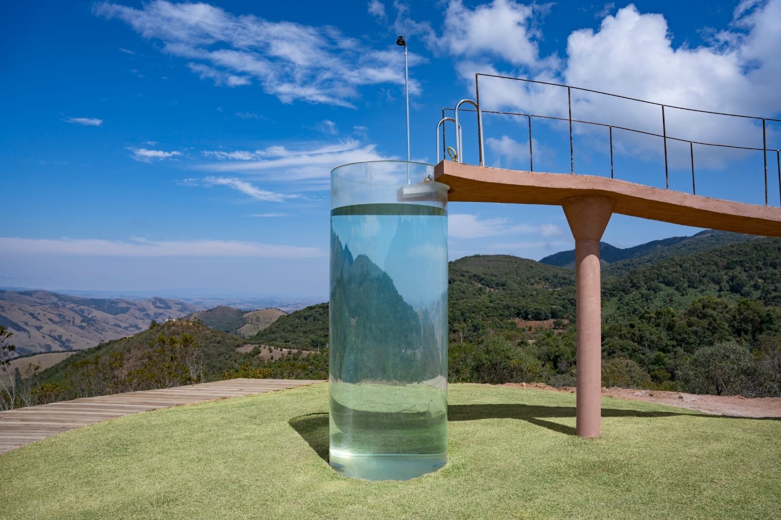 Casa da Bocaina: natureza, arte e imersão aquática