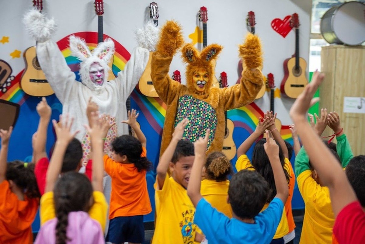ONG leva Páscoa para 800 crianças da Cidade de Deus e do Caju